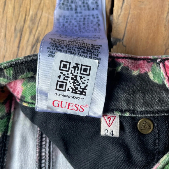 Guess Jeans 1981 3 Zip Crop Vintage Black Floral Roses Size 24 80s Y2K - Picture 11 of 15
